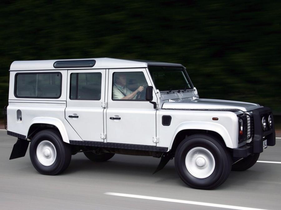  Land Rover Defender Silver Limited Edition 2005 года  (фото 7 из 8)